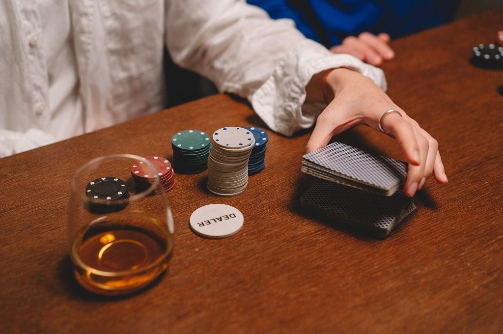 6 Tricks to Win in The Casino Online Slots